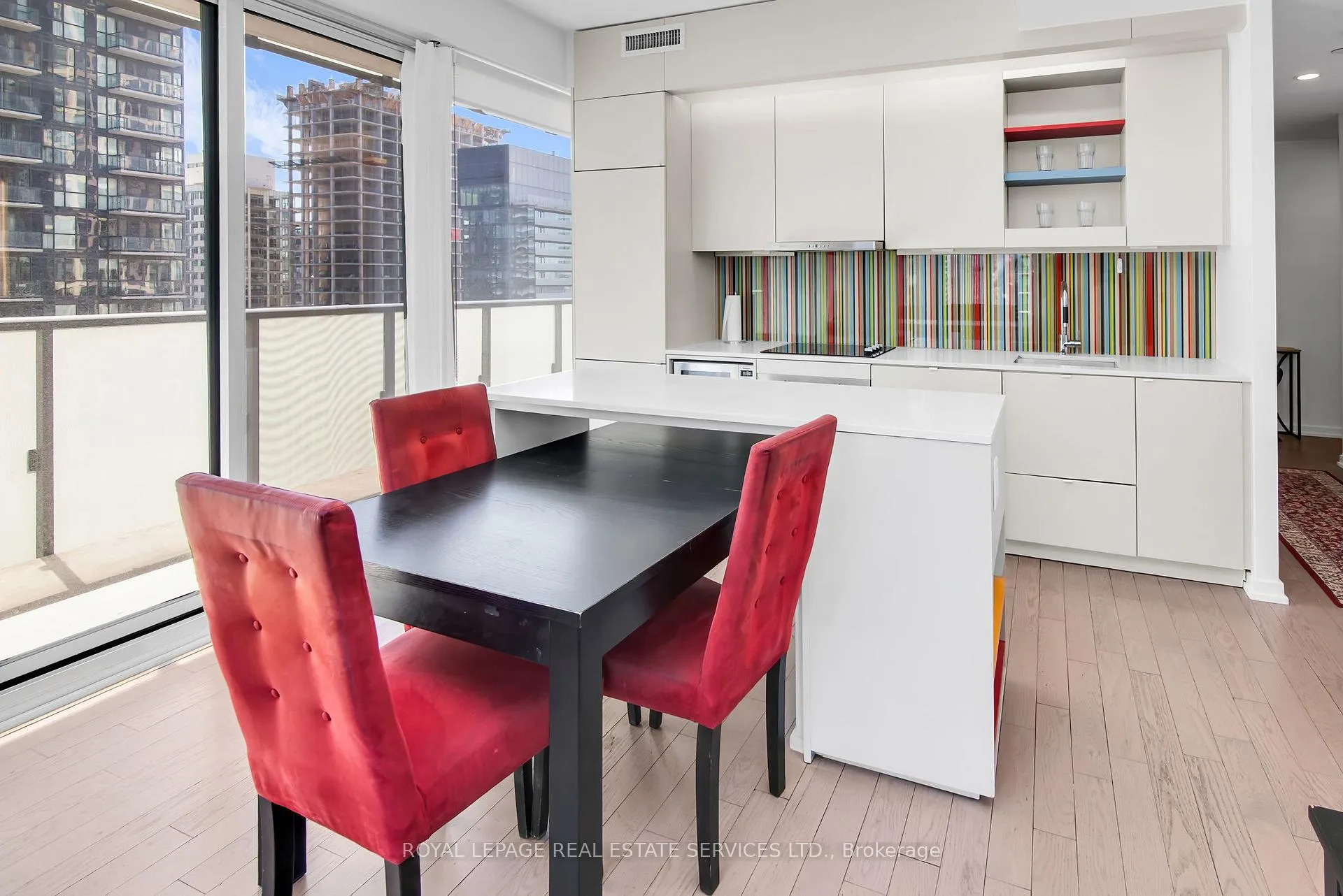 Photo 12 of Unit 2806, 101 Peter Street, Toronto, Waterfront Communities — HOMEH