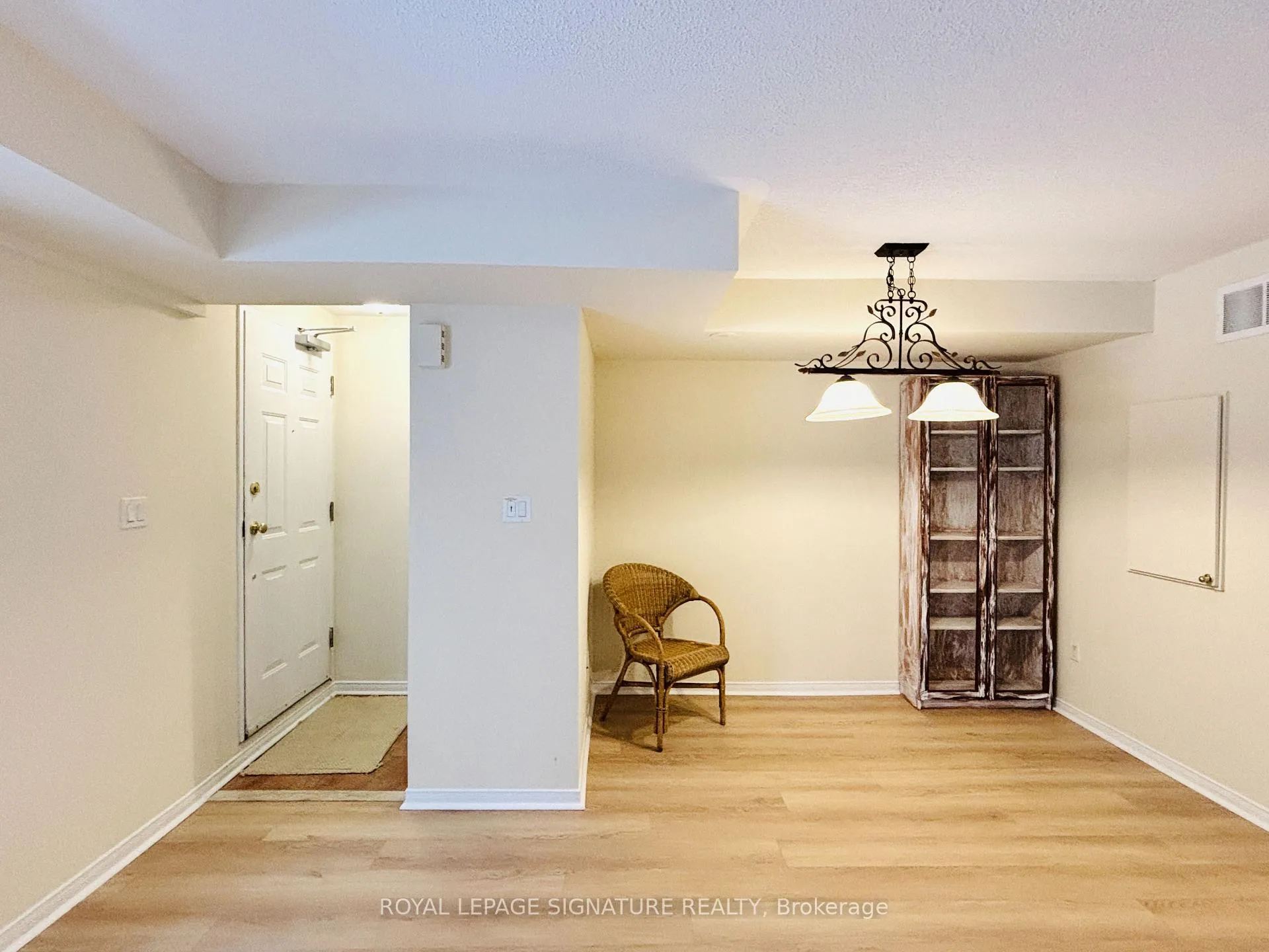 Photo 5 of Unit 110, 308 John Street, Markham, Aileen-Willowbrook — HOMEH