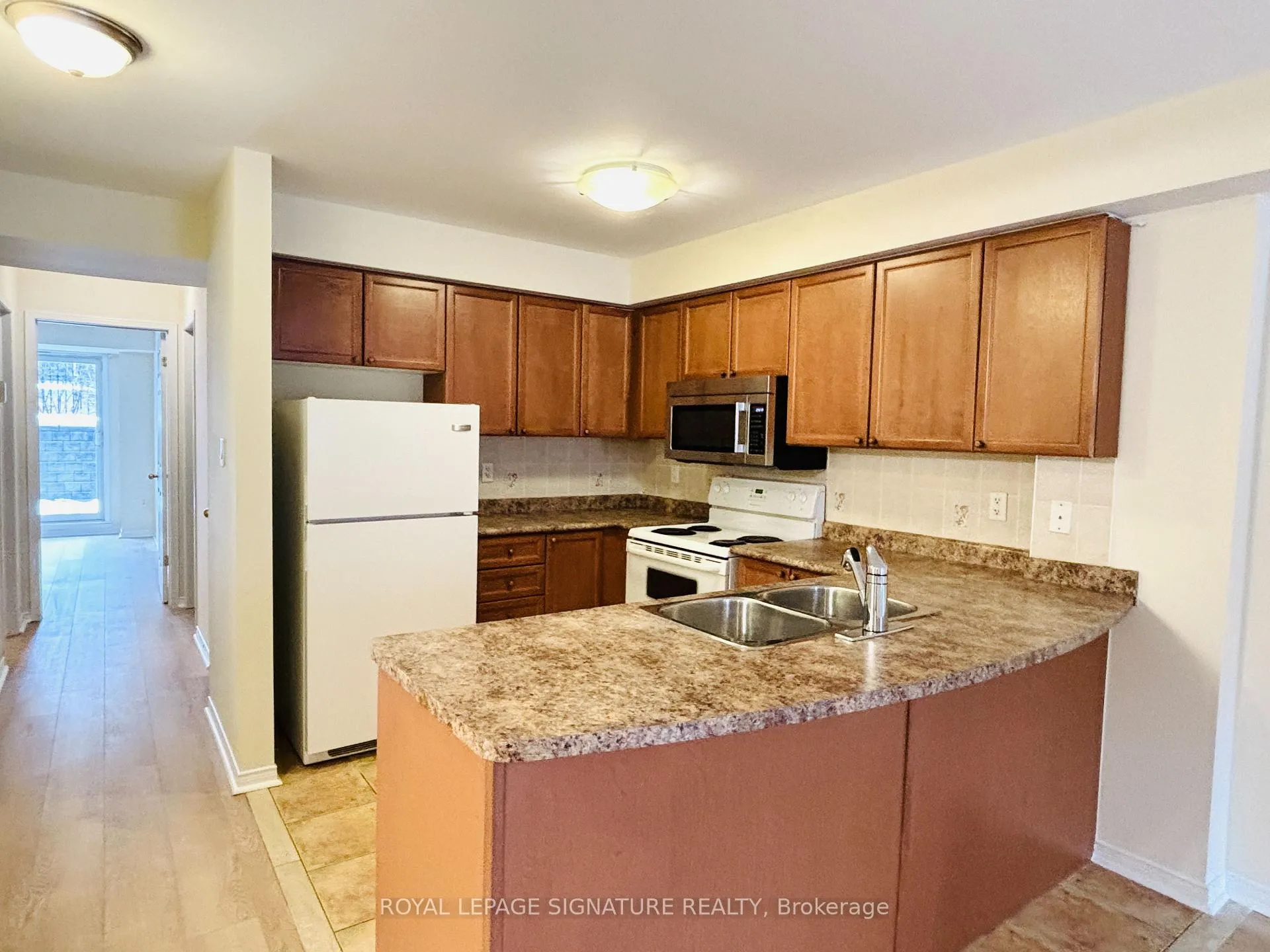 Photo 6 of Unit 110, 308 John Street, Markham, Aileen-Willowbrook — HOMEH