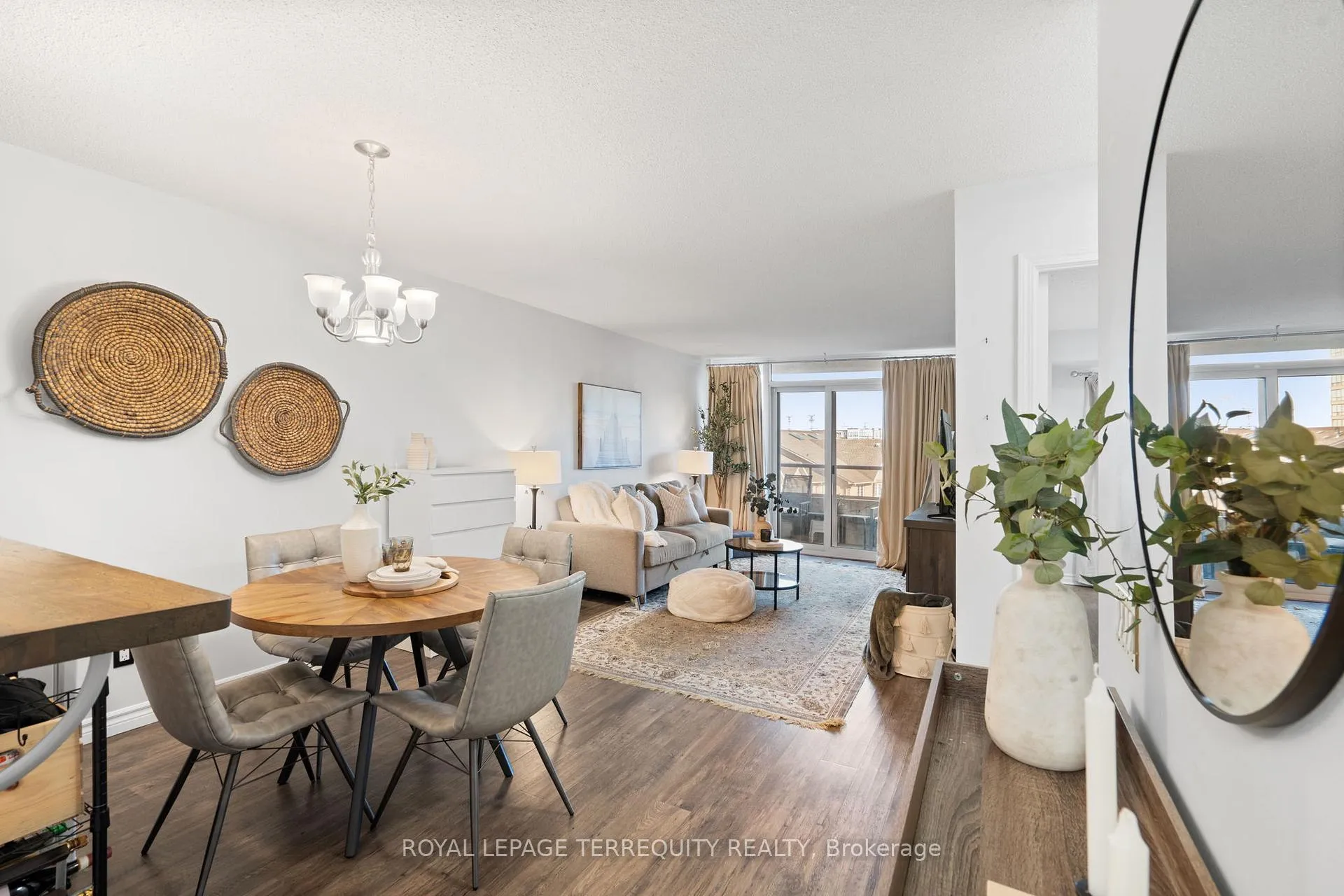 Photo 6 of Unit 514, 1200 The Esplanade N, Pickering, Town Centre — HOMEH