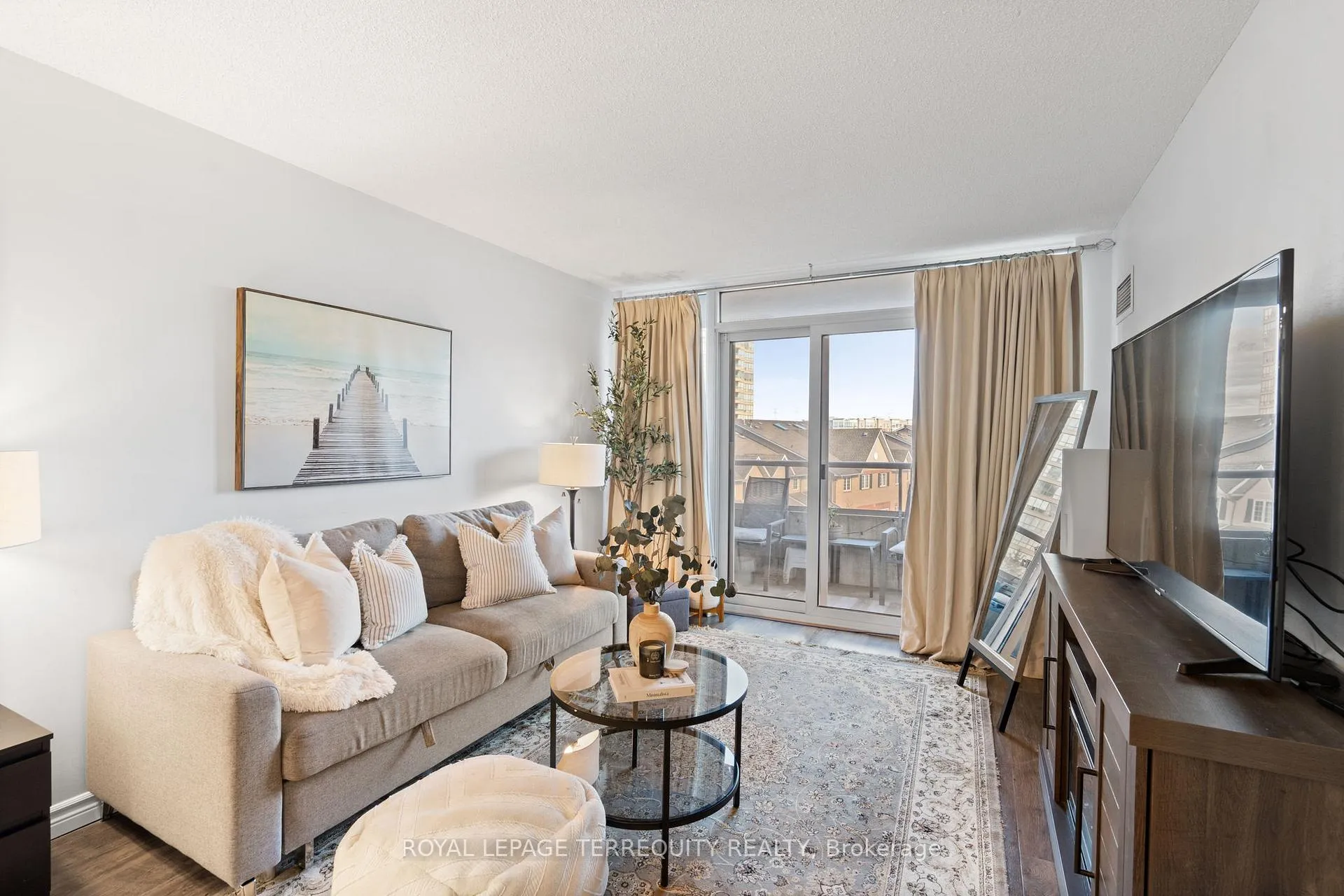 Photo 9 of Unit 514, 1200 The Esplanade N, Pickering, Town Centre — HOMEH