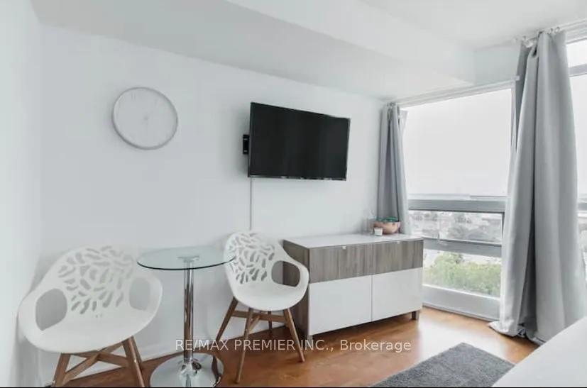 Photo 1 of Unit 1806, 215 Fort York Boulevard, Toronto, Niagara — HOMEH