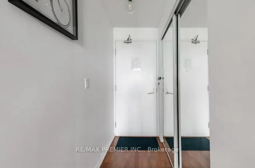 Photo 2 of Unit 1806, 215 Fort York Boulevard, Toronto, Niagara — HOMEH