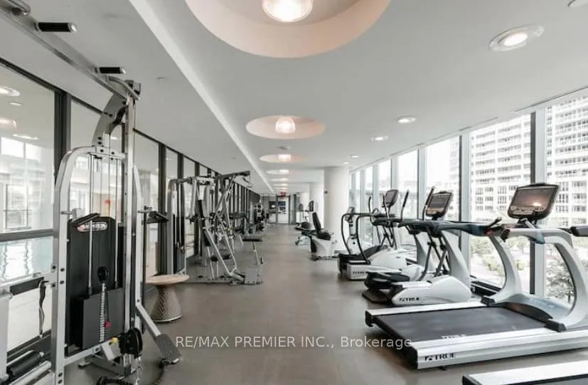 Photo 5 of Unit 1806, 215 Fort York Boulevard, Toronto, Niagara — HOMEH