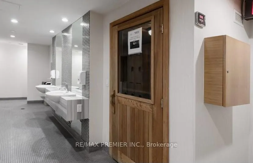 Photo 12 of Unit 1806, 215 Fort York Boulevard, Toronto, Niagara — HOMEH