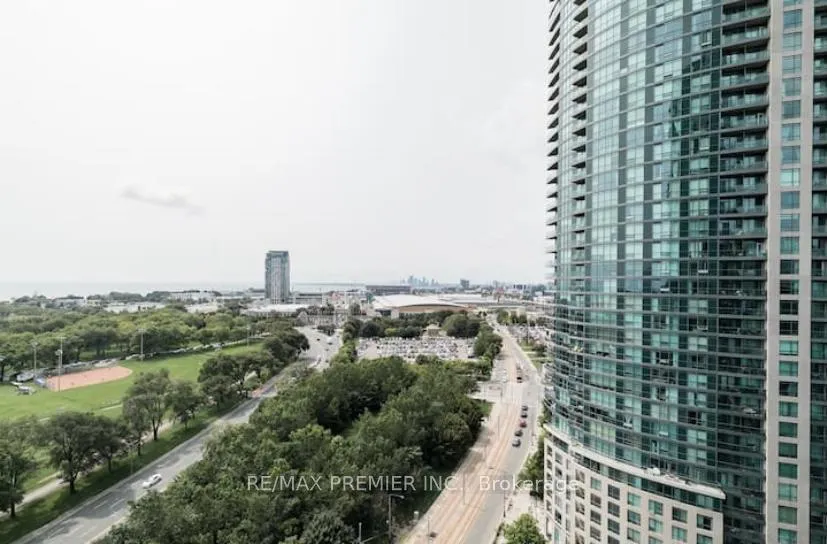 Photo 19 of Unit 1806, 215 Fort York Boulevard, Toronto, Niagara — HOMEH