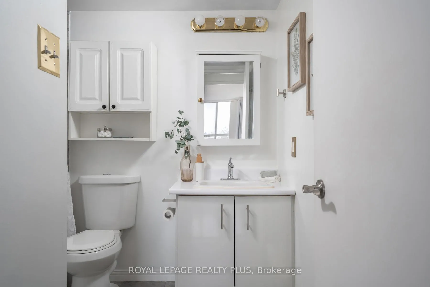 Photo 20 of Unit 408, 4205 Shipp Drive, Mississauga, City Centre — HOMEH
