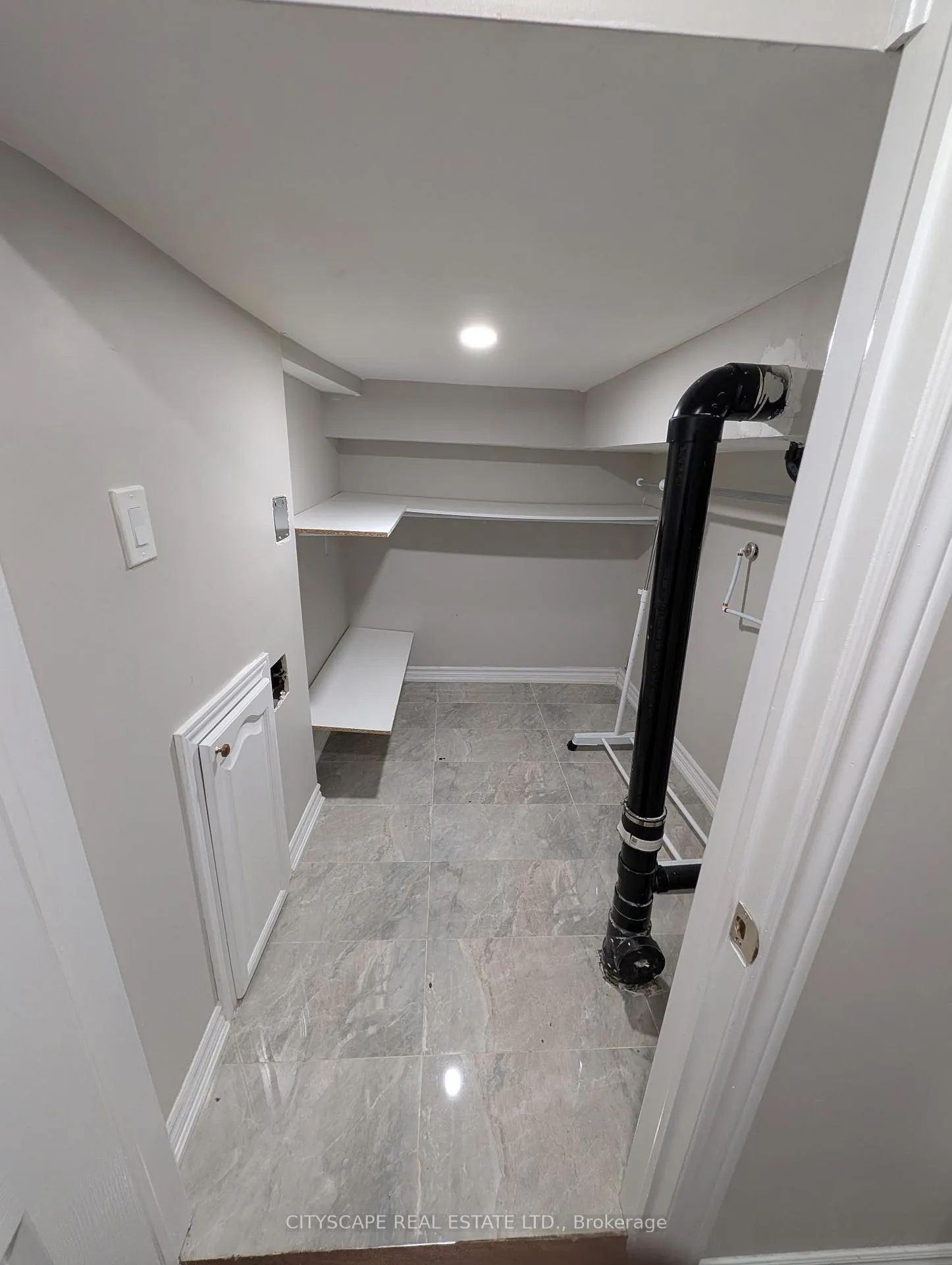 Photo 9 of 90 Maddybeth Crescent, Brampton, Bram West — HOMEH