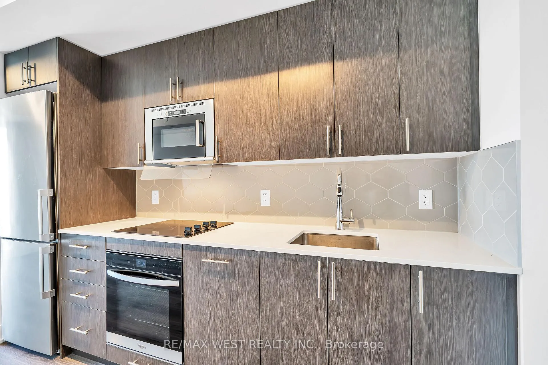 Photo 6 of Unit 2020, 2545 Simcoe Street N, Oshawa, Windfields — HOMEH