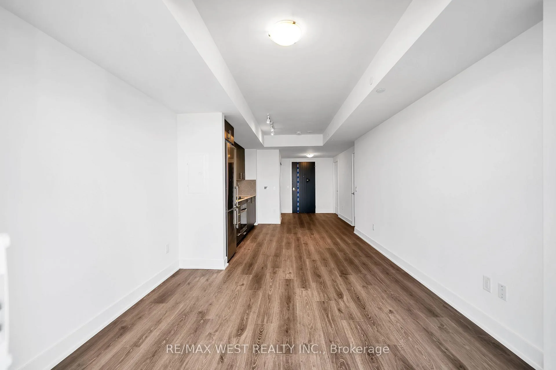 Photo 10 of Unit 2020, 2545 Simcoe Street N, Oshawa, Windfields — HOMEH