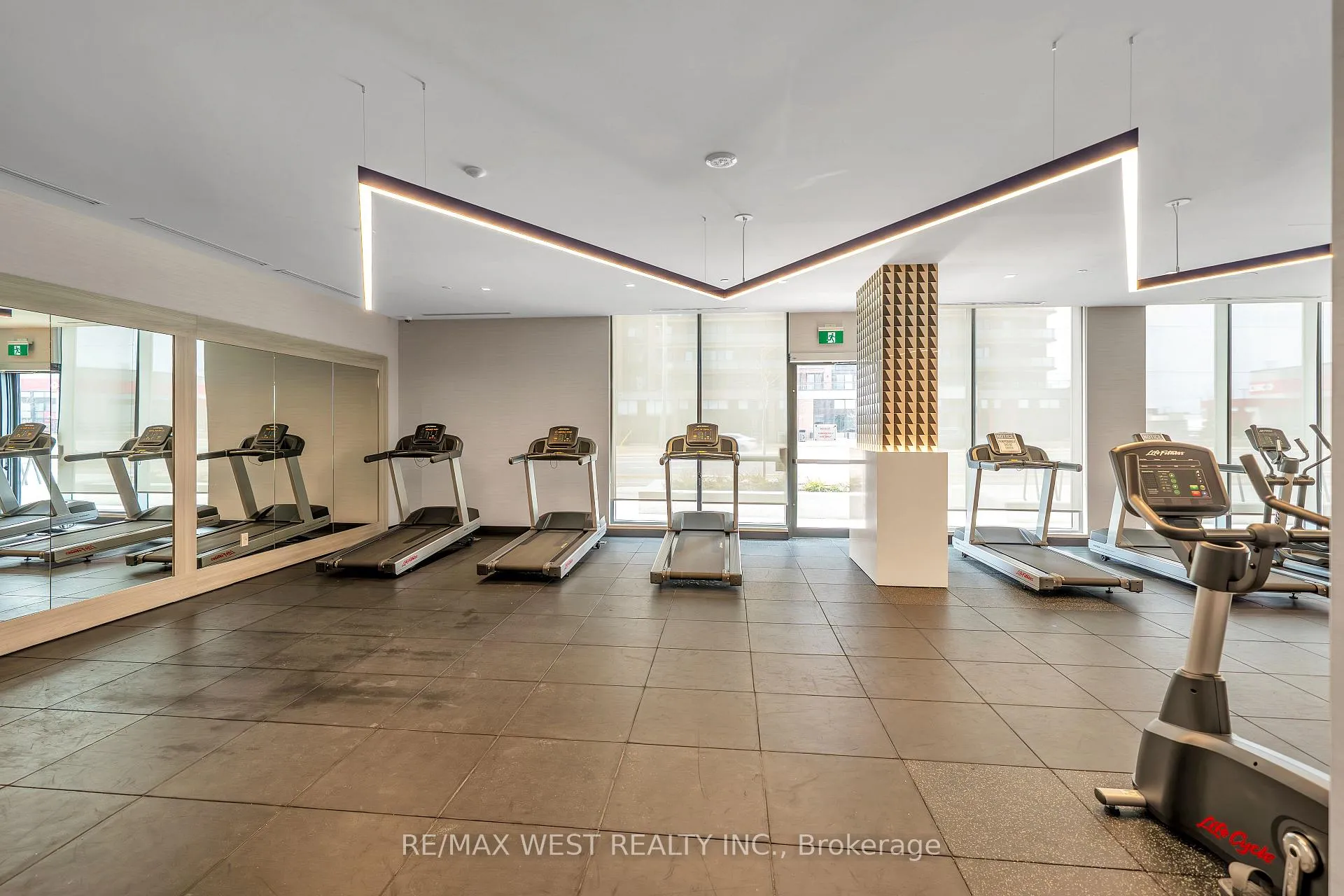 Photo 28 of Unit 2020, 2545 Simcoe Street N, Oshawa, Windfields — HOMEH