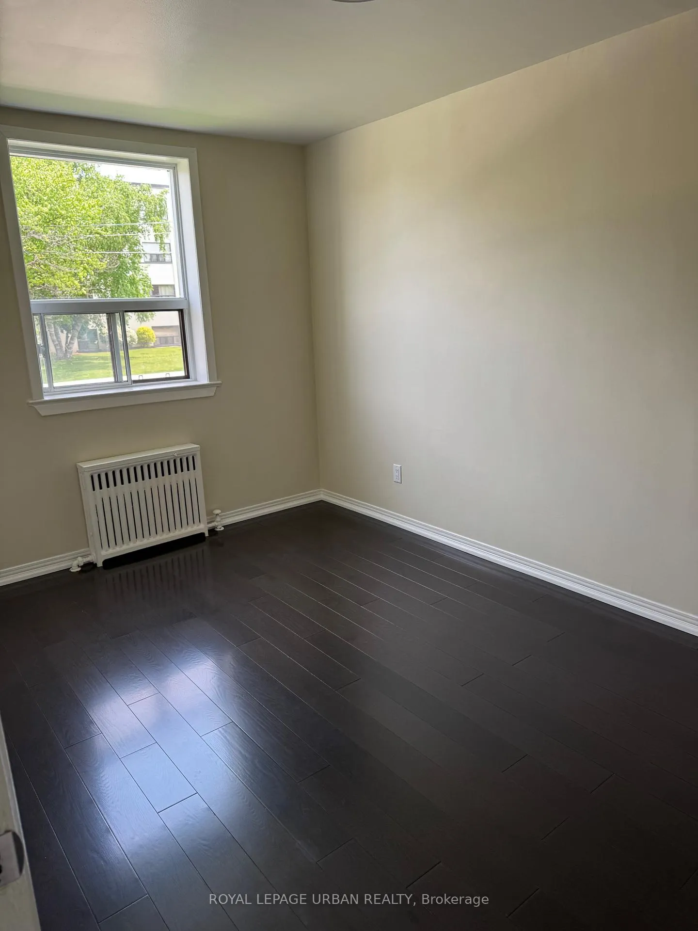 Photo 6 of Unit 204, 1024 O'Connor Drive, Toronto, O'Connor-Parkview — HOMEH