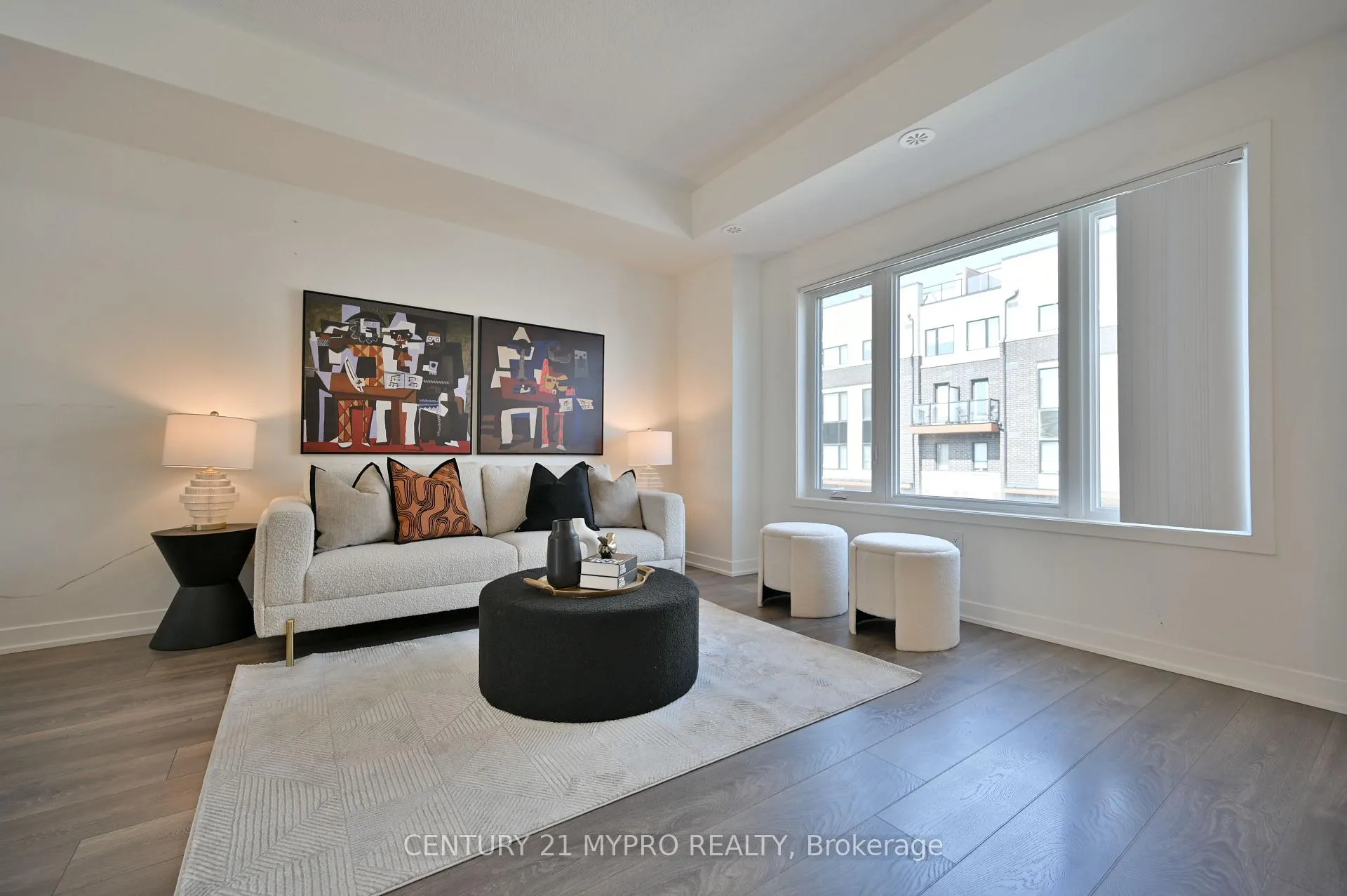 Photo 4 of Unit 106, 1525 Kingston Road, Pickering, Town Centre — HOMEH