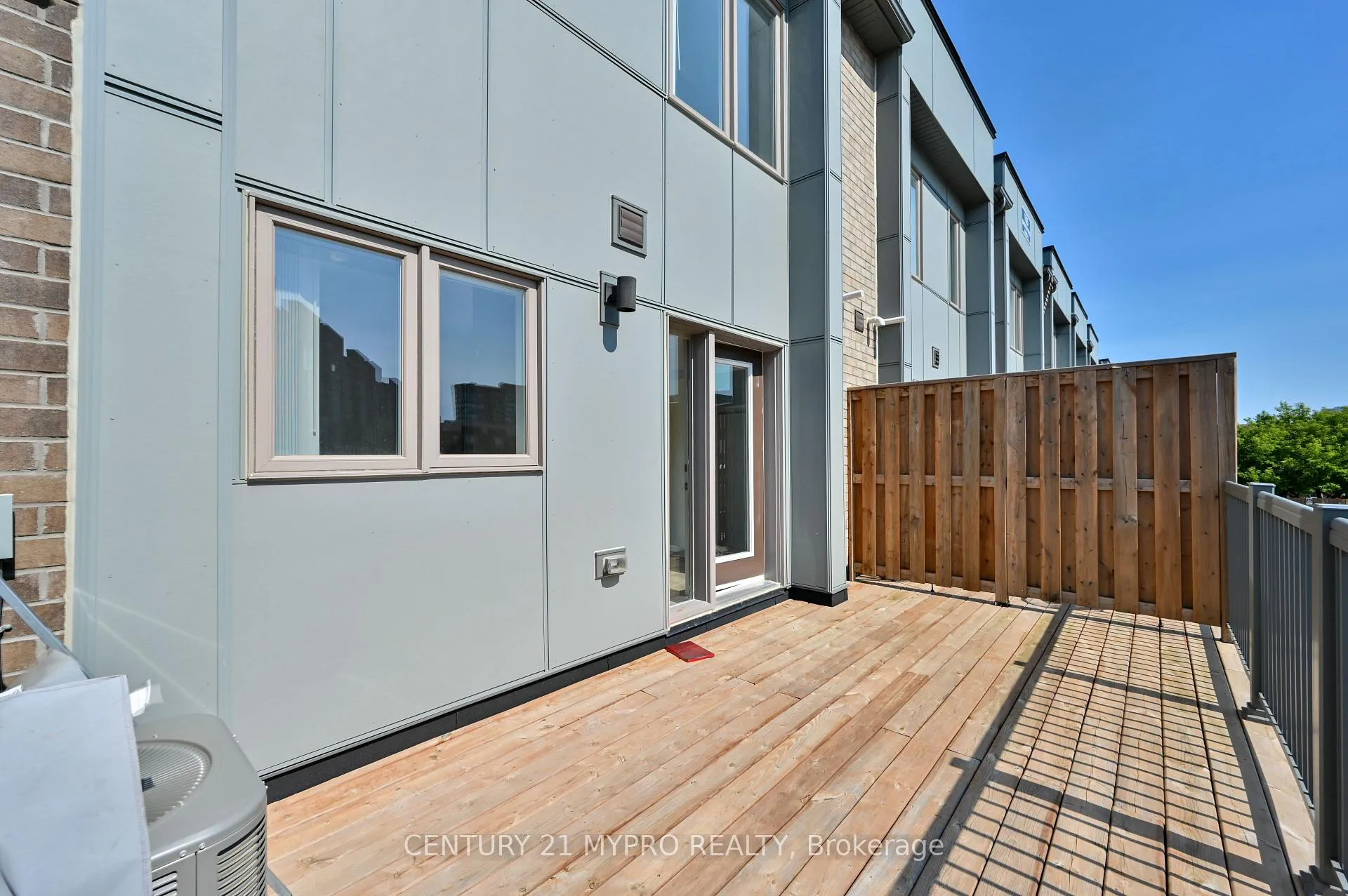 Photo 21 of Unit 106, 1525 Kingston Road, Pickering, Town Centre — HOMEH
