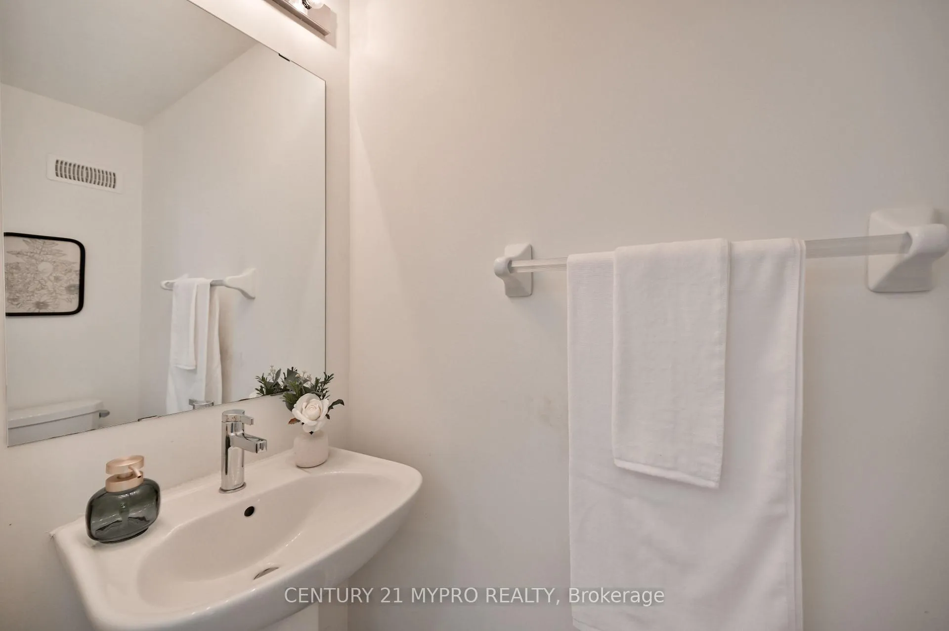 Photo 25 of Unit 106, 1525 Kingston Road, Pickering, Town Centre — HOMEH