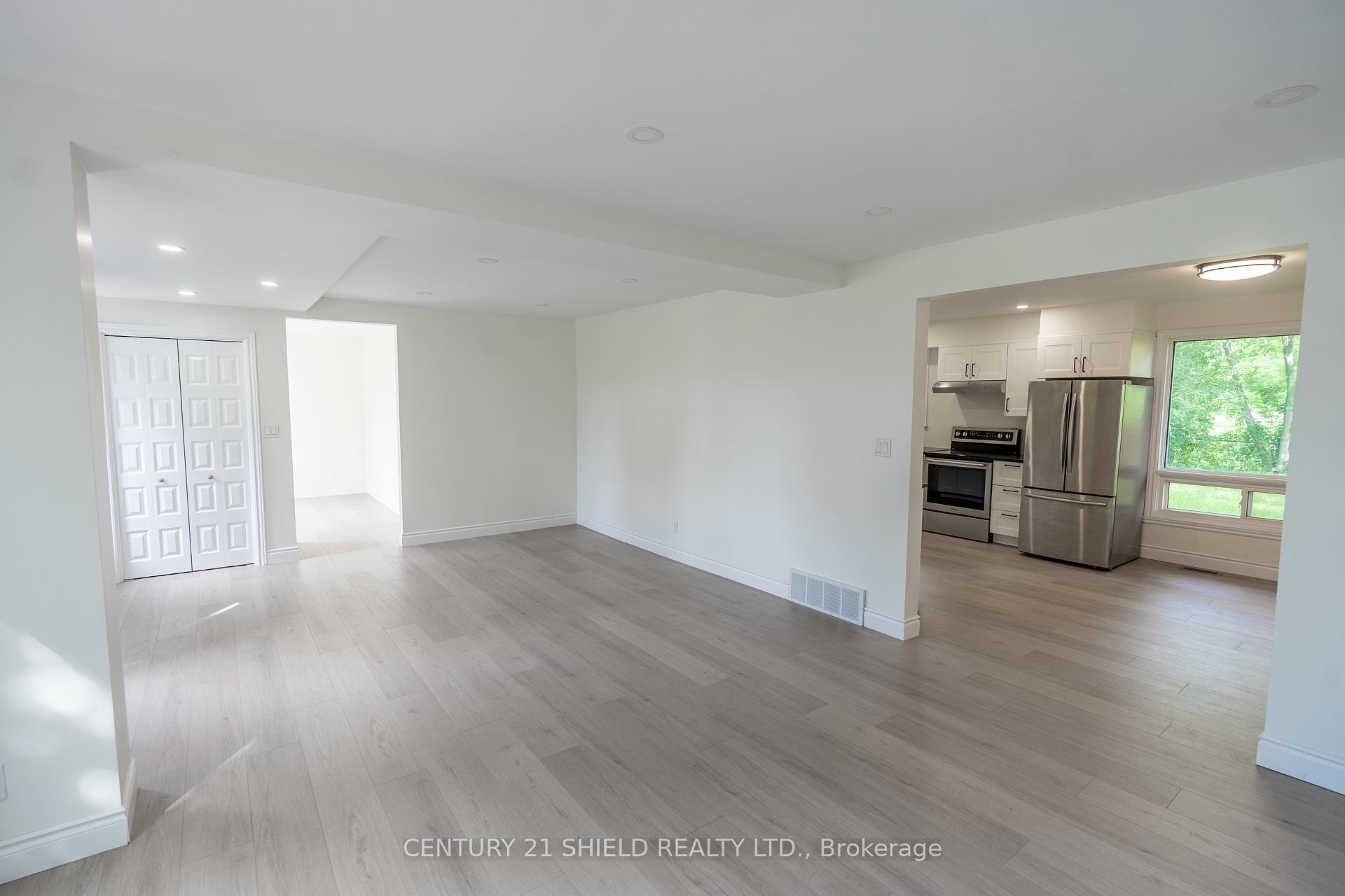 Photo 5 of 1514 Frances Ann Avenue, Cornwall — HOMEH