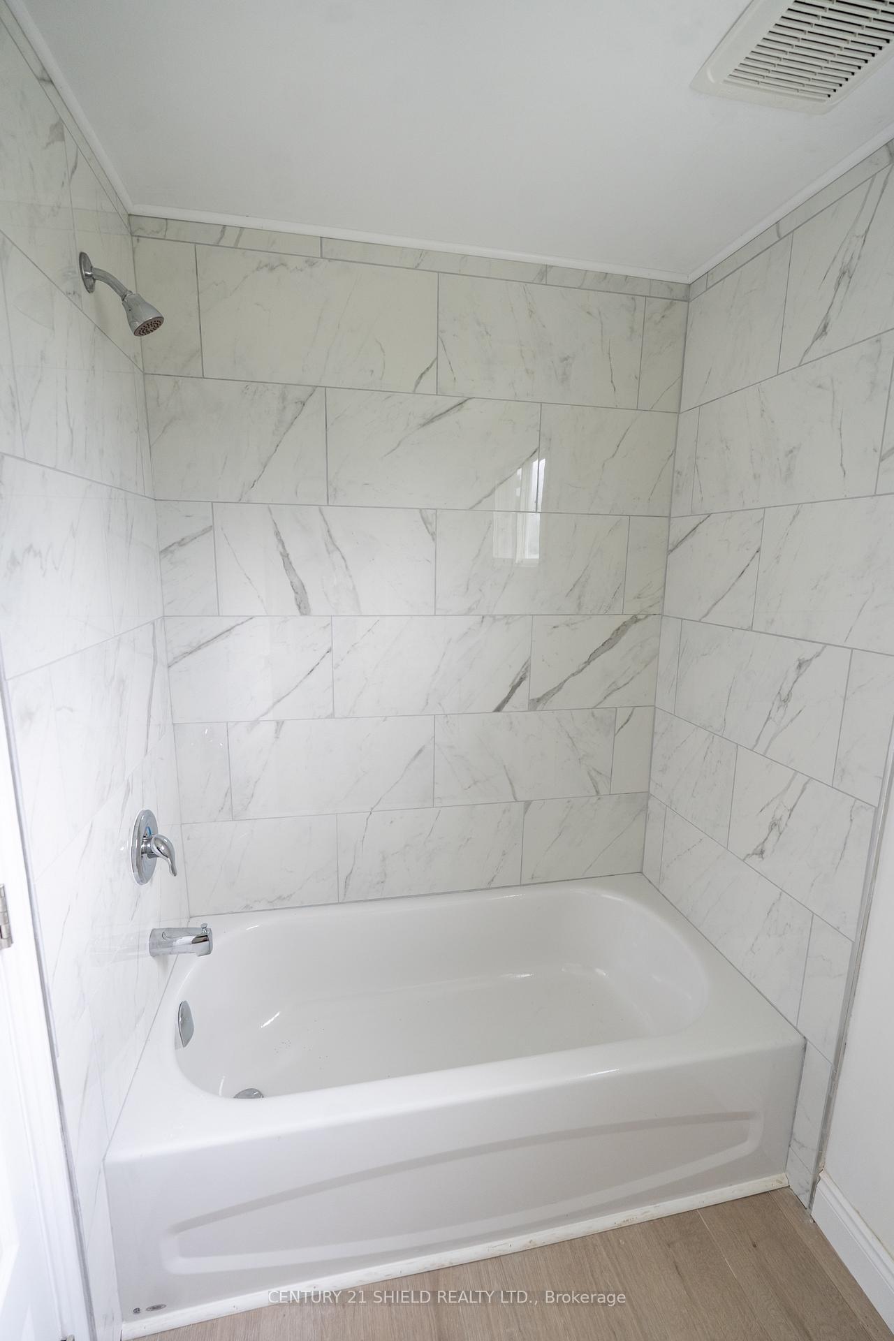 Photo 14 of 1514 Frances Ann Avenue, Cornwall — HOMEH