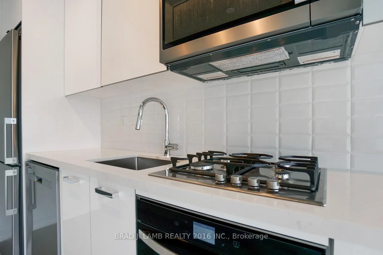 Photo 5 of Unit 601, 195 McCaul Street, Toronto, Kensington-Chinatown — HOMEH