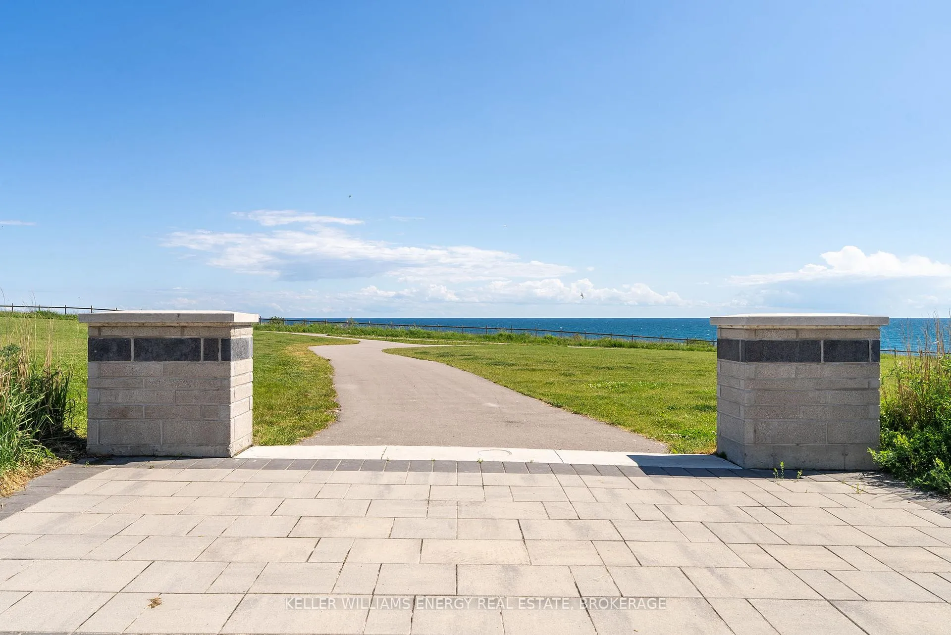 Photo 29 of 34A Lookout Drive, Clarington, Bowmanville — HOMEH