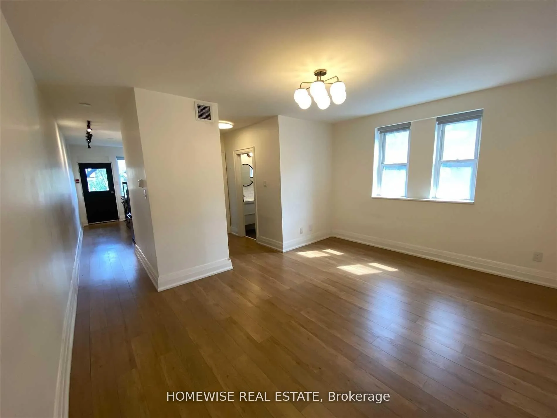 Photo 5 of Unit 204, 1340 King Street W, Toronto, South Parkdale — HOMEH