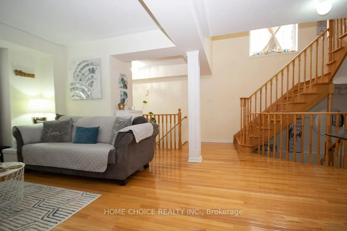 Photo 4 of 31 Latchford Way, Whitby, Pringle Creek — HOMEH