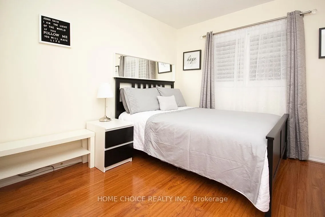 Photo 26 of 31 Latchford Way, Whitby, Pringle Creek — HOMEH