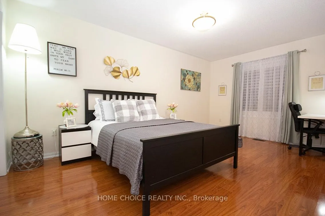 Photo 31 of 31 Latchford Way, Whitby, Pringle Creek — HOMEH
