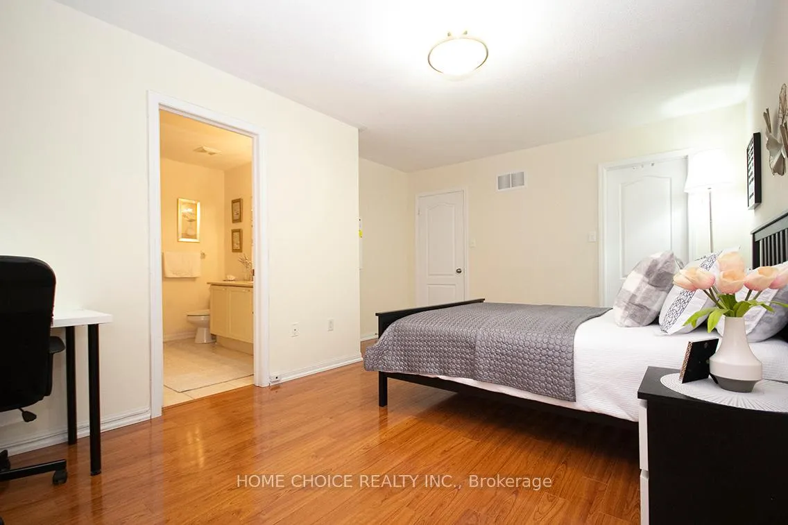 Photo 32 of 31 Latchford Way, Whitby, Pringle Creek — HOMEH