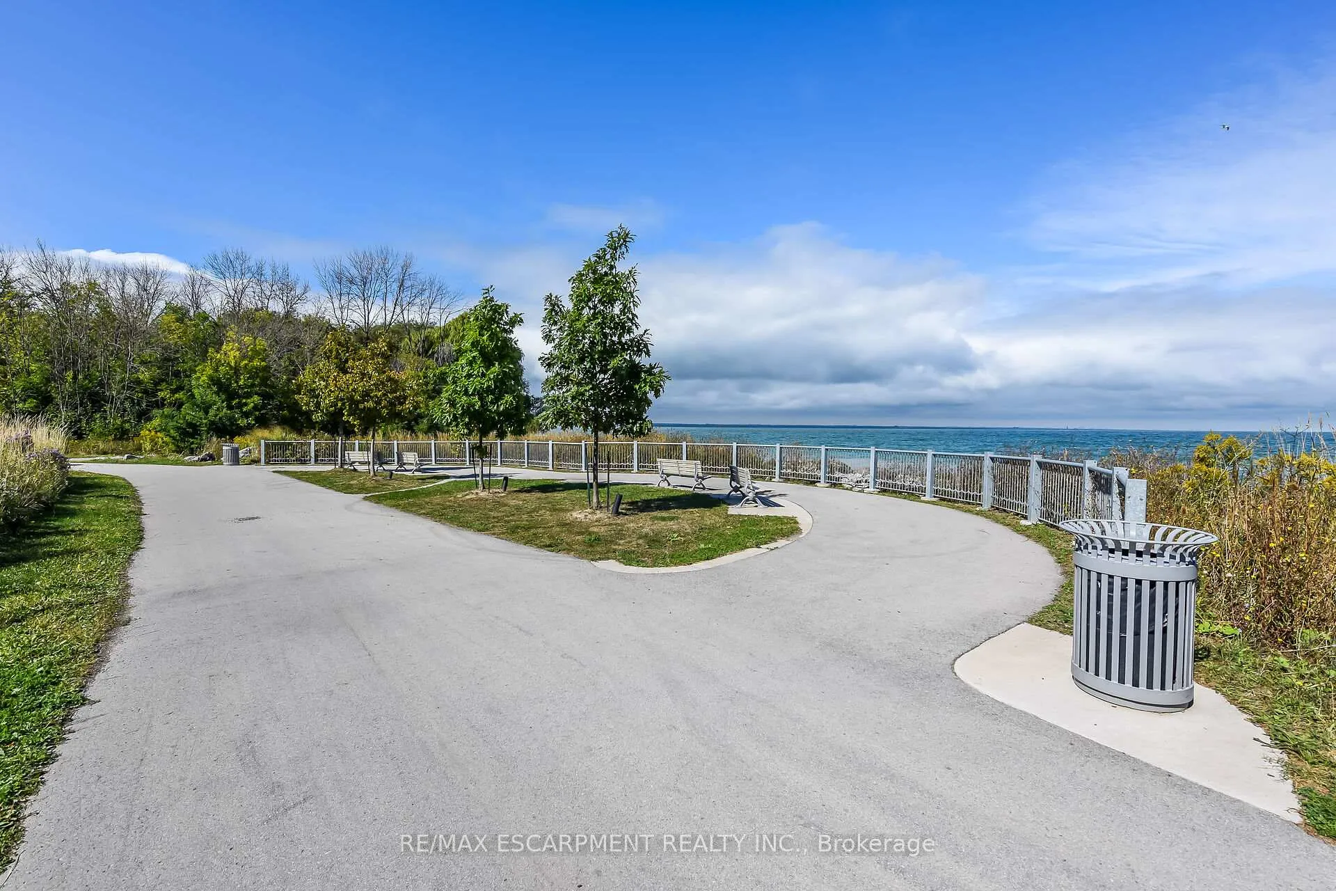Photo 23 of Unit 103, 125 Shoreview Place, Hamilton, Stoney Creek — HOMEH