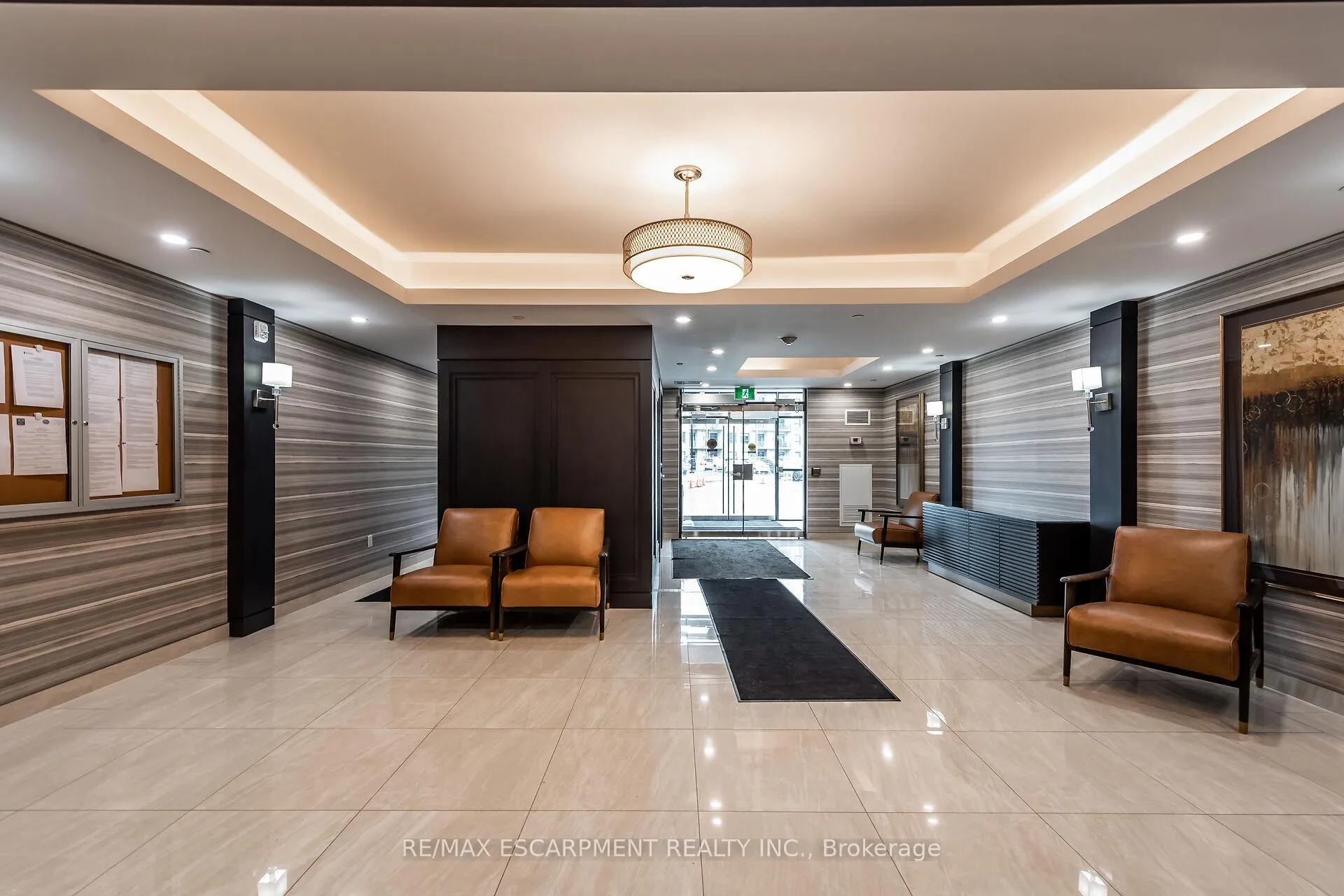 Photo 37 of Unit 103, 125 Shoreview Place, Hamilton, Stoney Creek — HOMEH