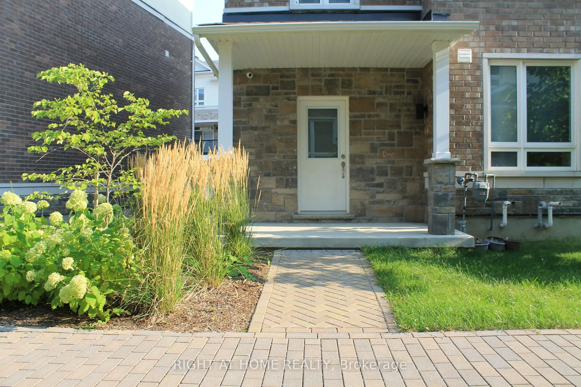 Photo 2 of 75 Massachusetts Lane, Markham, Wismer — HOMEH