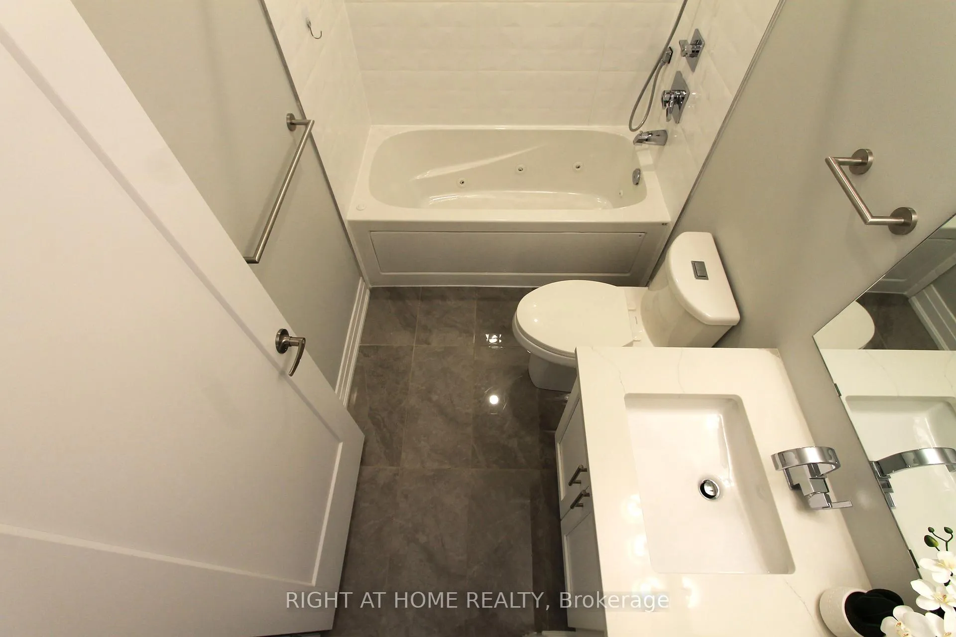 Photo 18 of 75 Massachusetts Lane, Markham, Wismer — HOMEH