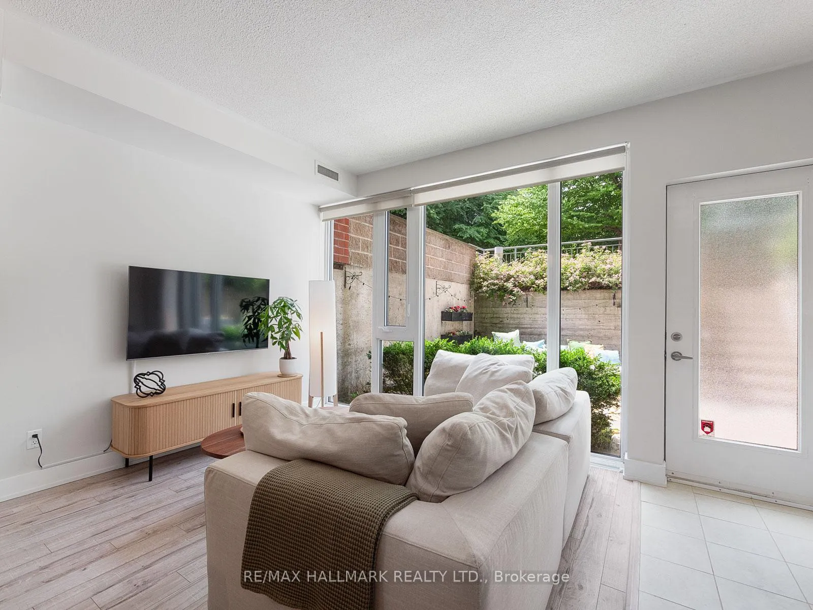 Photo 5 of Unit 1, 42 Boston Avenue, Toronto, South Riverdale — HOMEH