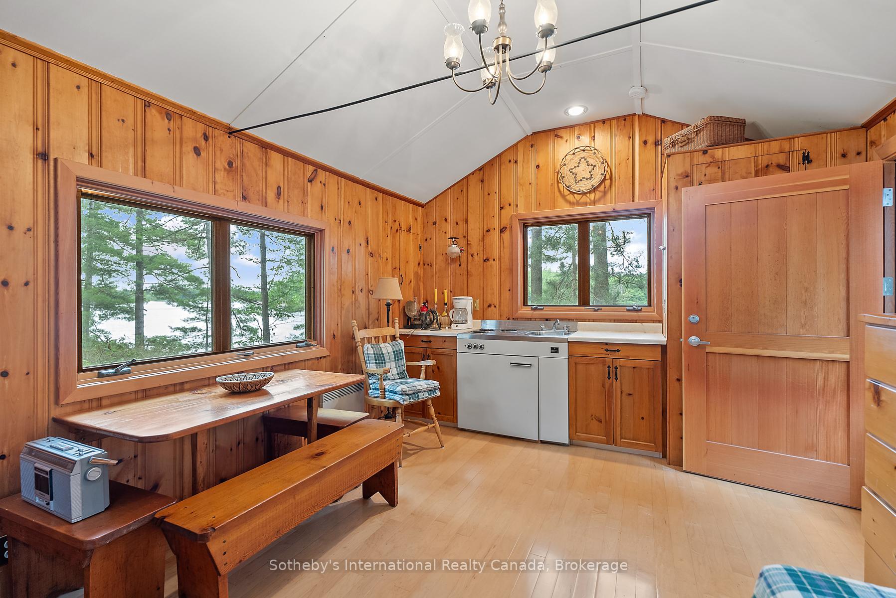 Photo 25 of 16LK-1 Wolf Island, Gravenhurst, Morrison — HOMEH