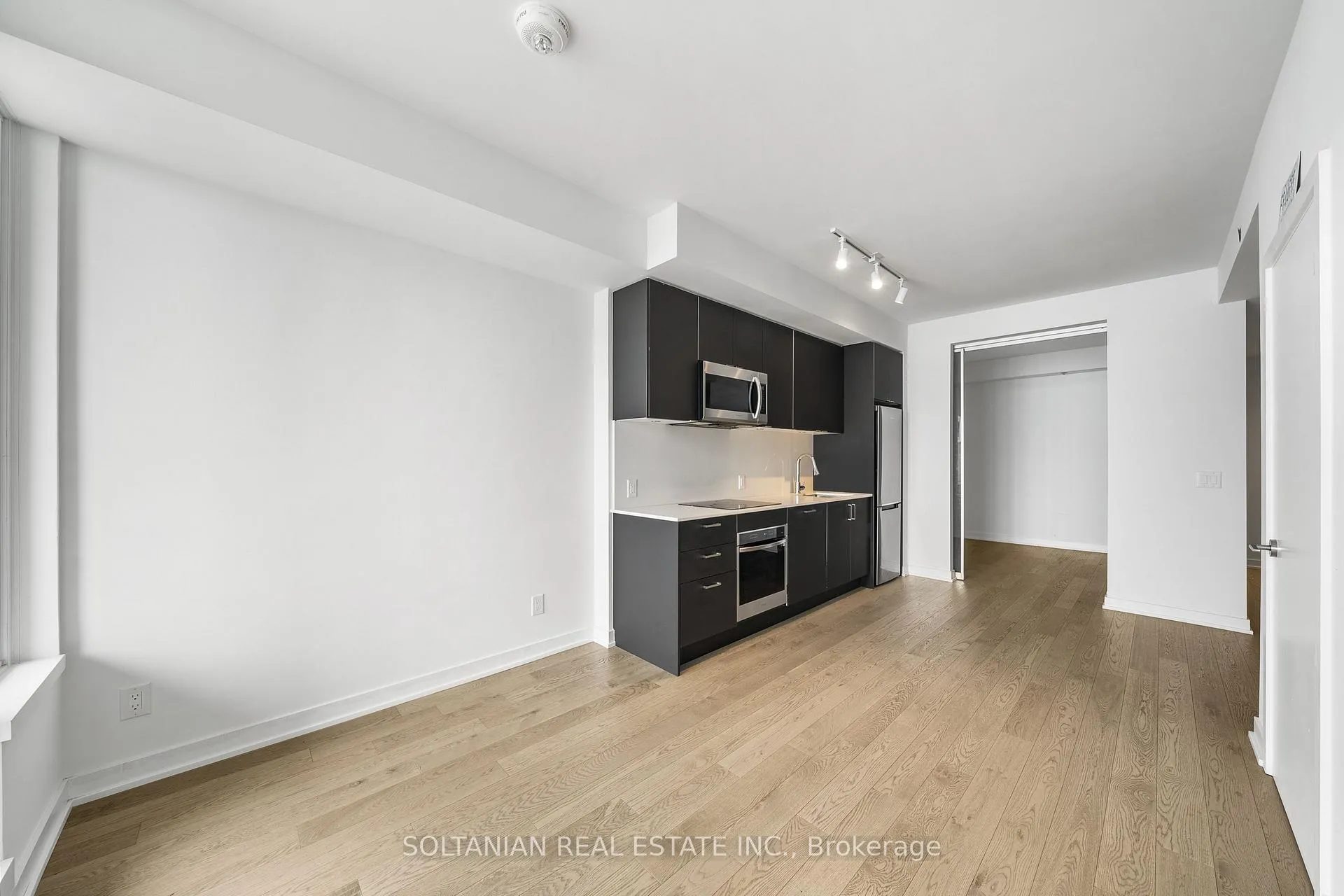 Photo 6 of Unit 4107, 1926 Lake Shore Boulevard, Toronto, High Park-Swansea — HOMEH