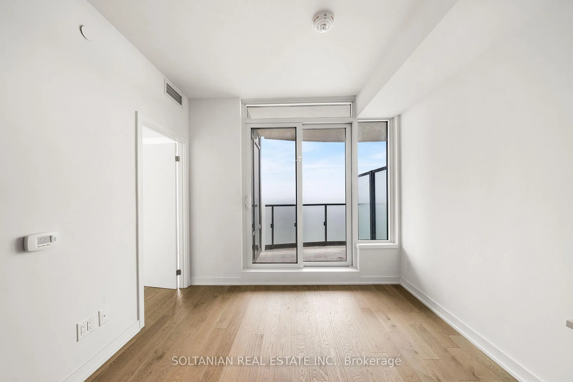 Photo 12 of Unit 4107, 1926 Lake Shore Boulevard, Toronto, High Park-Swansea — HOMEH