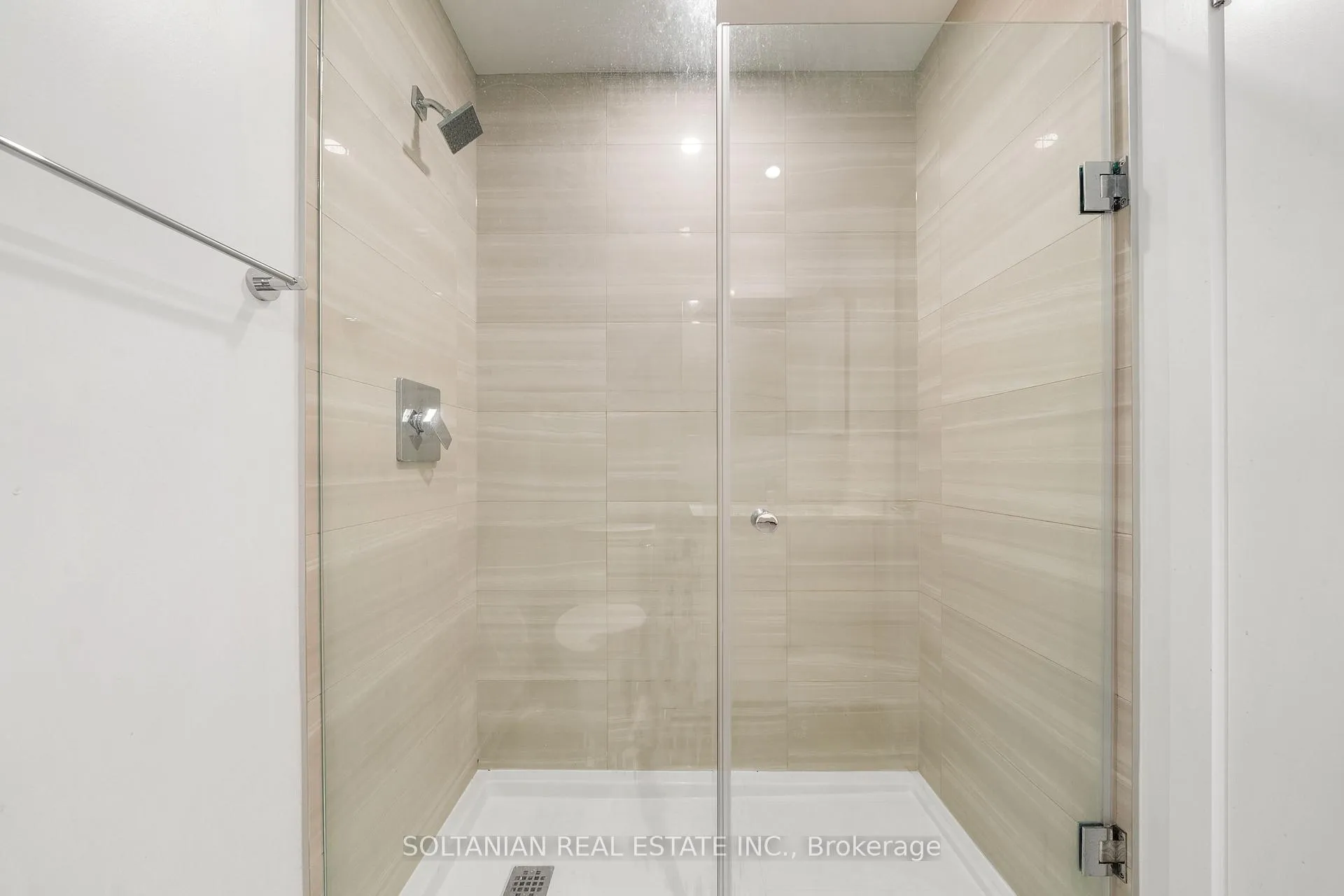 Photo 16 of Unit 4107, 1926 Lake Shore Boulevard, Toronto, High Park-Swansea — HOMEH
