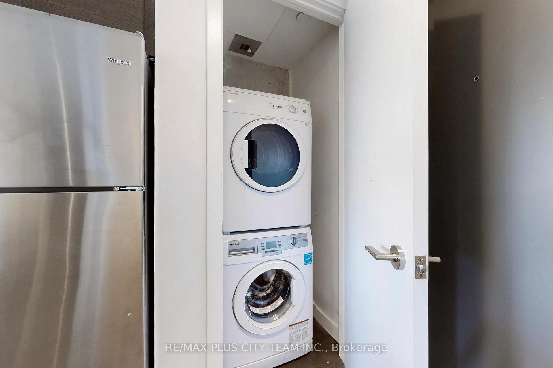 Photo 18 of Unit 412, 246 Logan Avenue, Toronto, South Riverdale — HOMEH