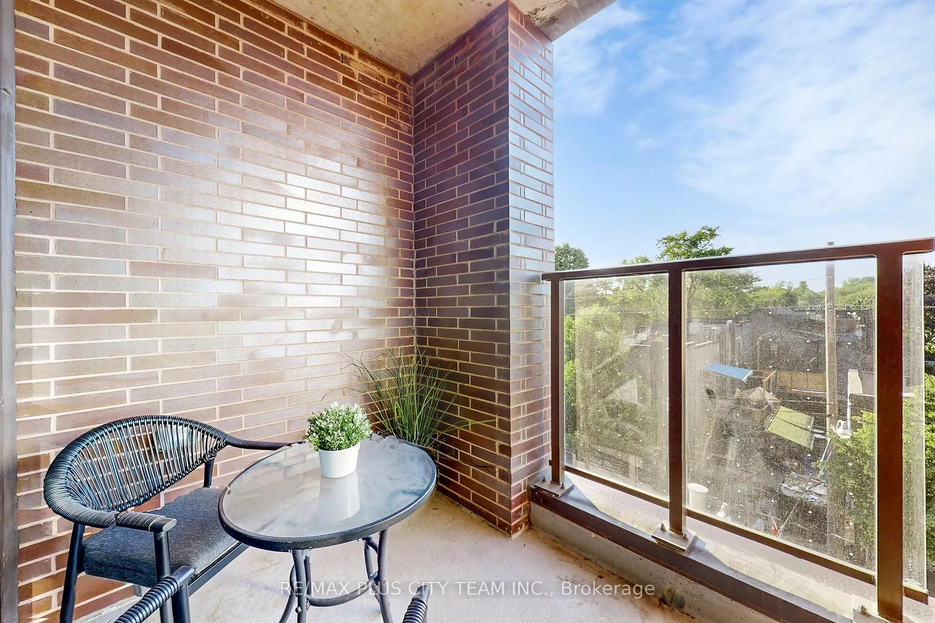 Photo 19 of Unit 412, 246 Logan Avenue, Toronto, South Riverdale — HOMEH