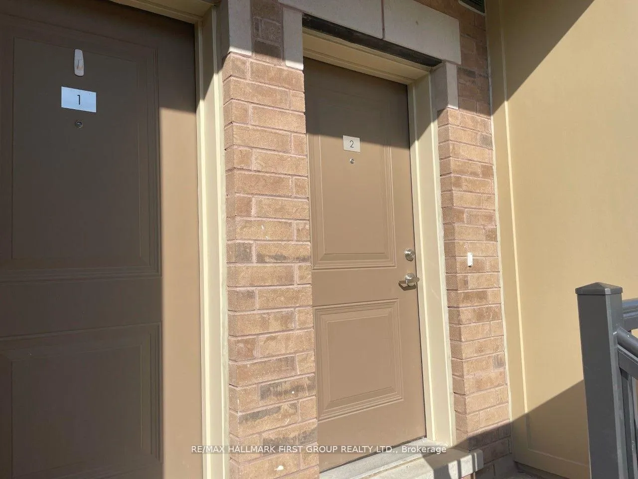 Photo 2 of 470 Beresford Path, Oshawa, Central — HOMEH