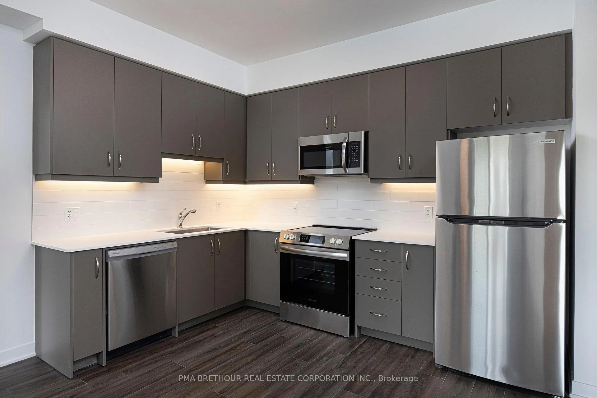 Photo 3 of Unit 317, 385 Arctic Red Drive, Oshawa, Windfields — HOMEH