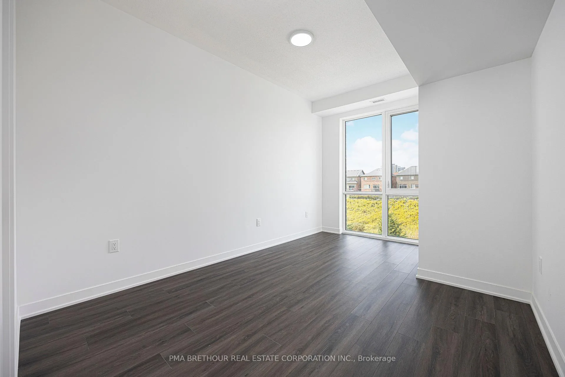 Photo 9 of Unit 317, 385 Arctic Red Drive, Oshawa, Windfields — HOMEH
