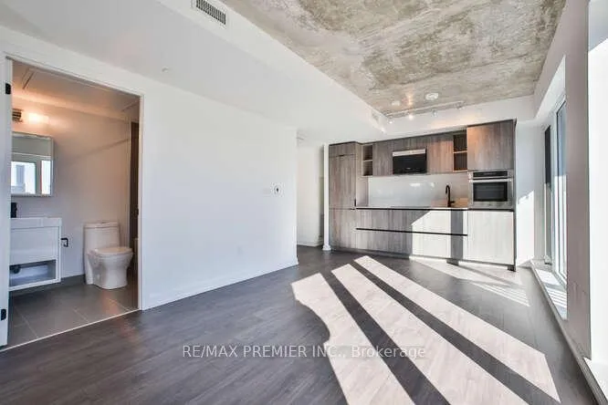 Photo 7 of Unit 1002, 2 Augusta Avenue, Toronto, Kensington-Chinatown — HOMEH