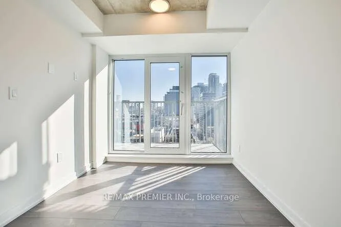 Photo 16 of Unit 1002, 2 Augusta Avenue, Toronto, Kensington-Chinatown — HOMEH