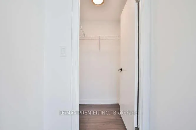 Photo 19 of Unit 1002, 2 Augusta Avenue, Toronto, Kensington-Chinatown — HOMEH
