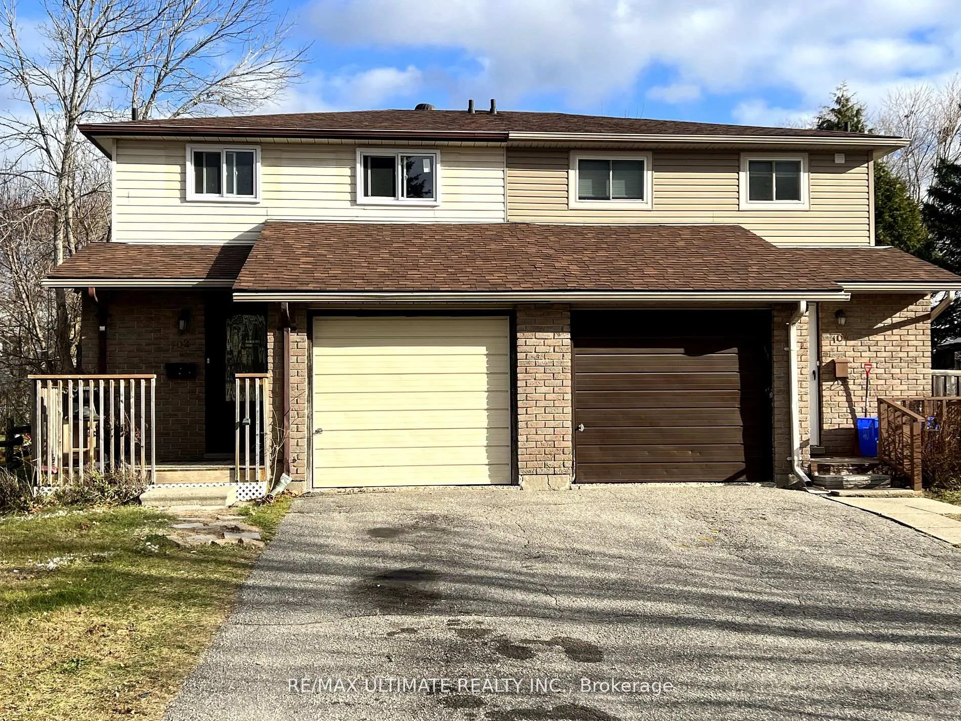 Photo 2 of 102 Mowat Crescent, Barrie, Letitia Heights — HOMEH