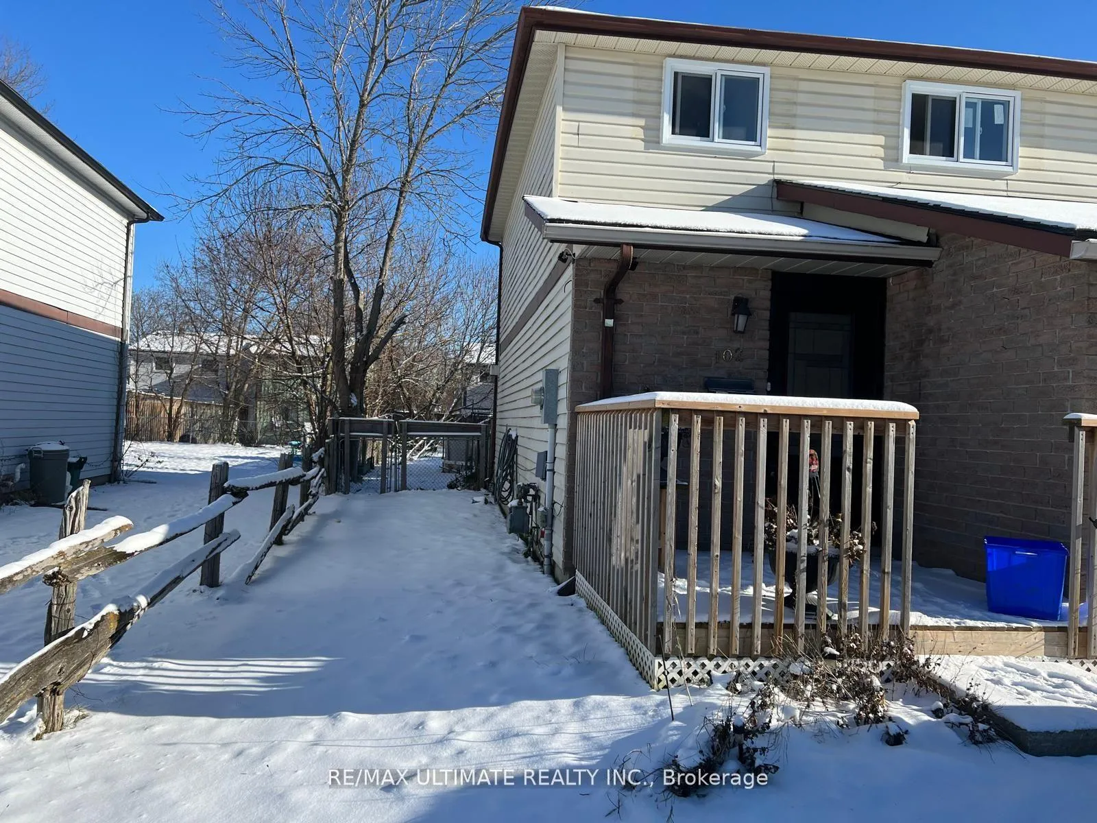 Photo 23 of 102 Mowat Crescent, Barrie, Letitia Heights — HOMEH