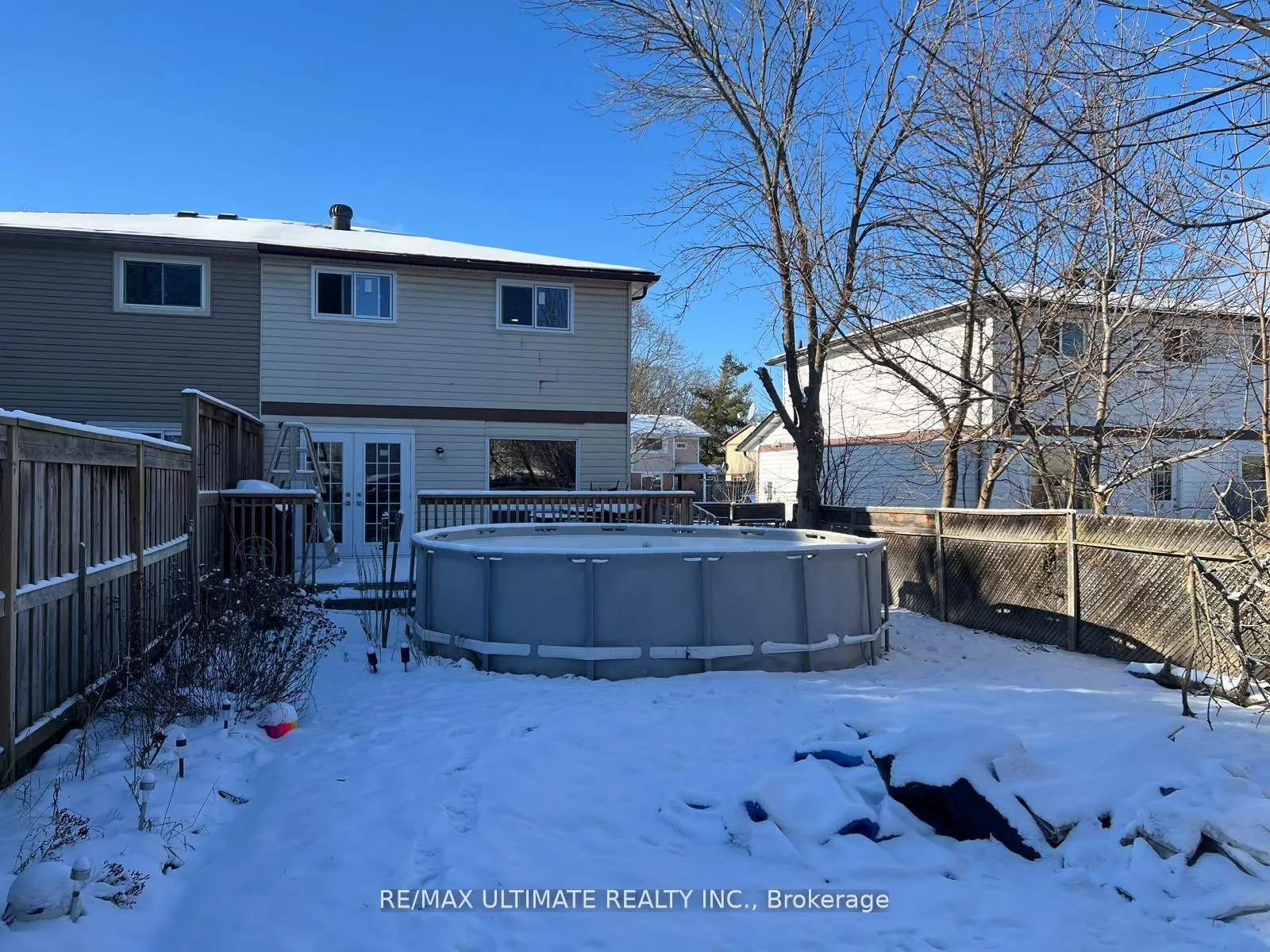 Photo 24 of 102 Mowat Crescent, Barrie, Letitia Heights — HOMEH