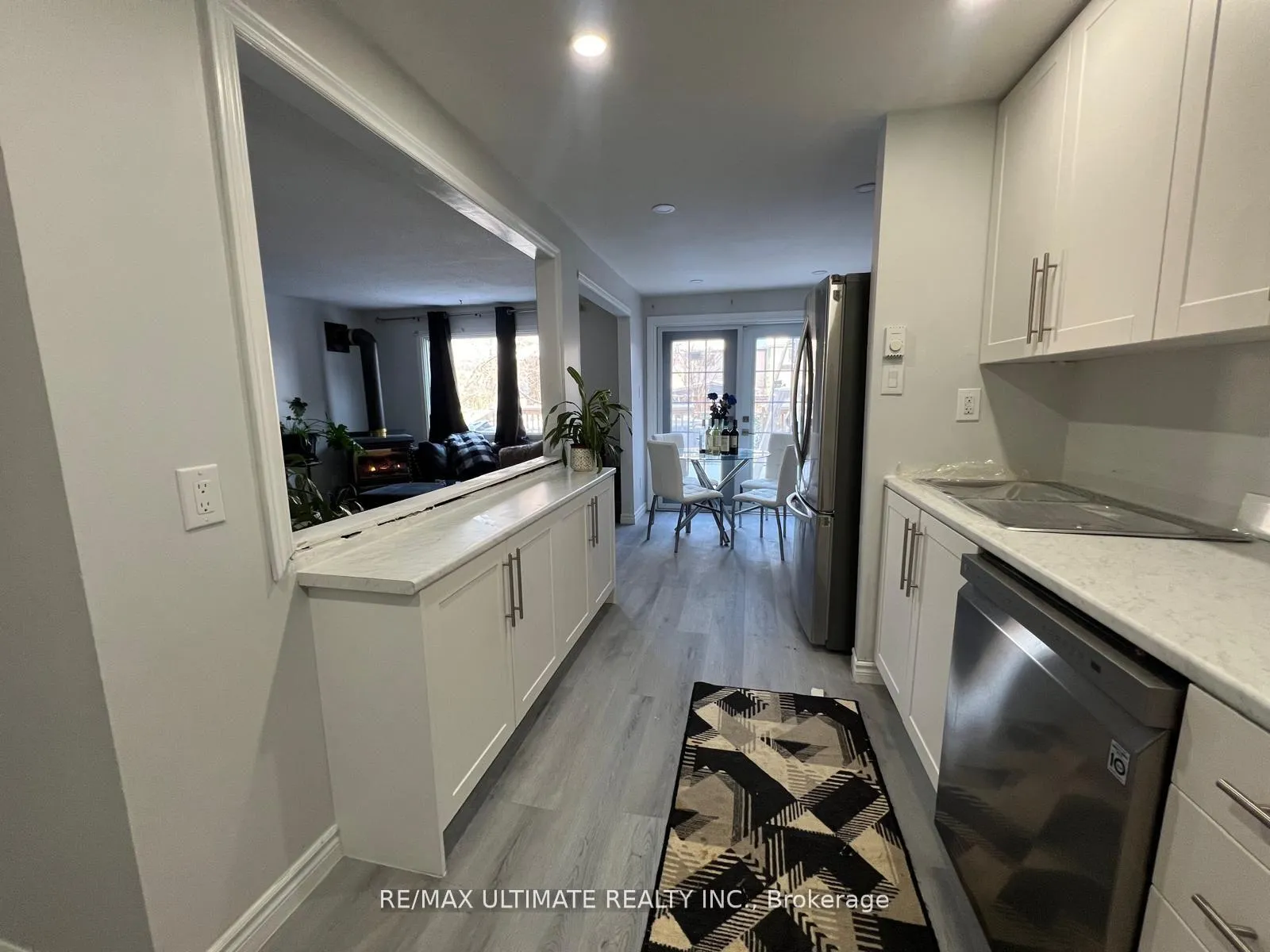 Photo 26 of 102 Mowat Crescent, Barrie, Letitia Heights — HOMEH