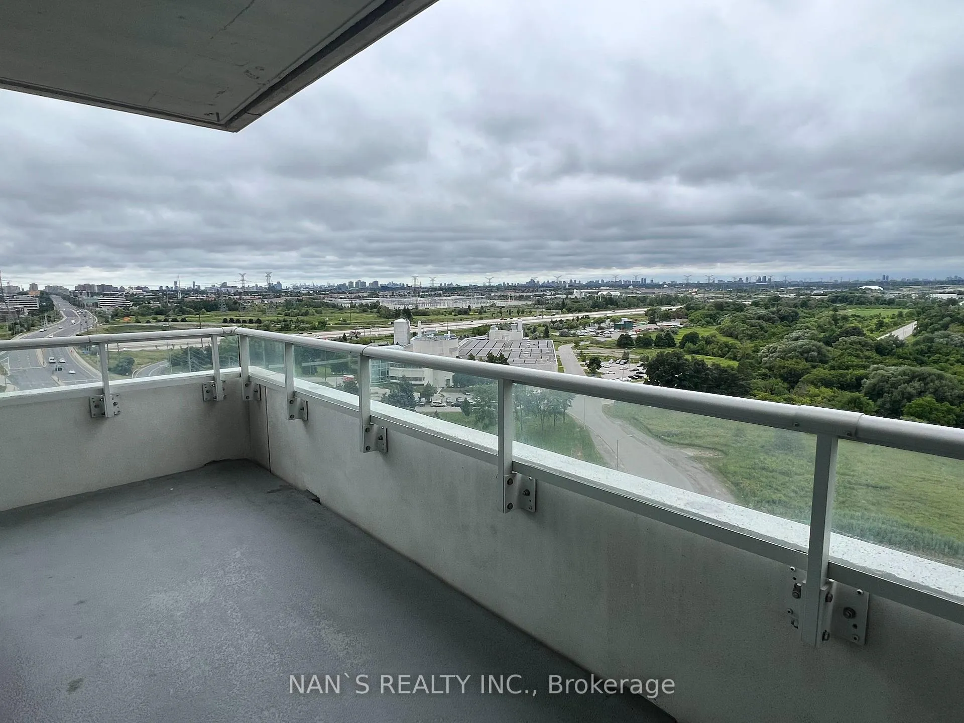 Photo 19 of Unit A1415, 10 Rouge Valley Drive W, Markham, Unionville — HOMEH